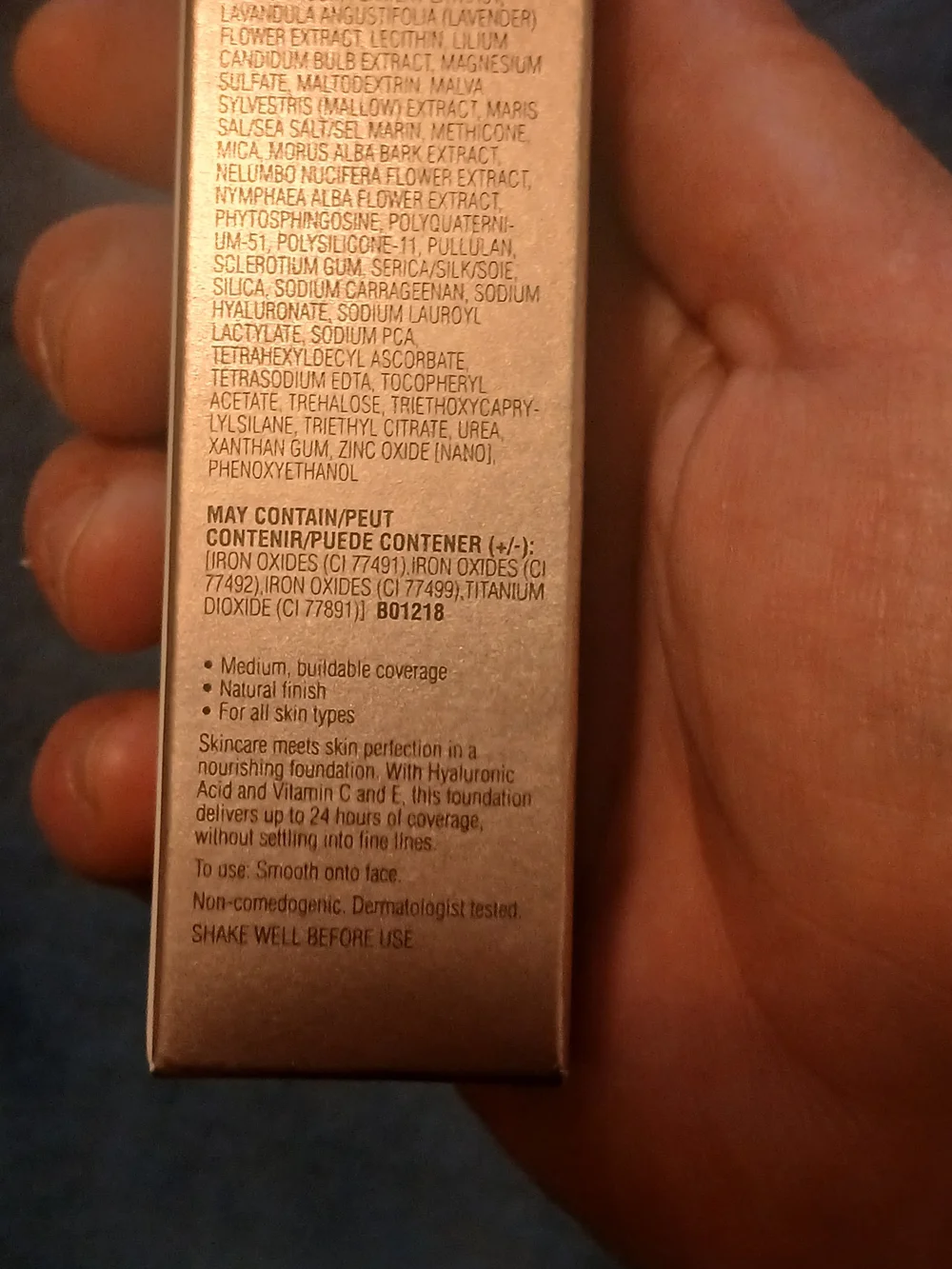 Elizabeth Arden Flawless Finish Skincaring Foundation - Cream Shade 120W